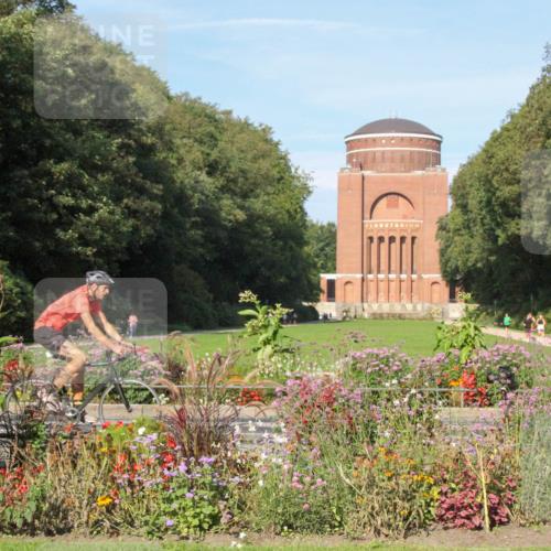 08.09.2024 - Stadtparktriathlon Zöllner http://msf.ph/oto/7040270 08.09.2024 10:01:35 Radfahren 192, 195, 237, 238, 244 meine-sportfotos.de