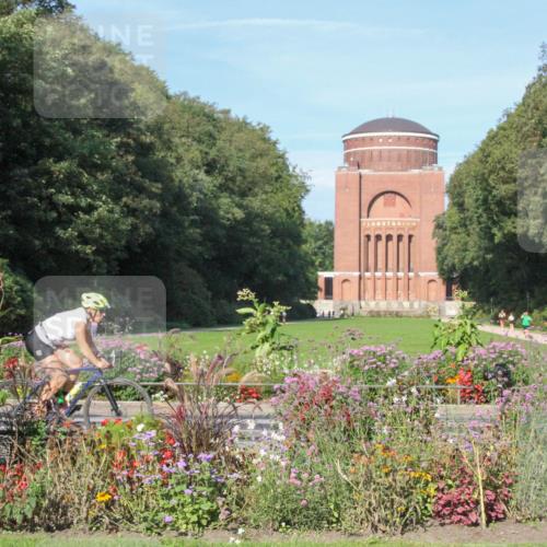 08.09.2024 - Stadtparktriathlon Zöllner http://msf.ph/oto/7040277 08.09.2024 10:01:40 Radfahren 186, 192 meine-sportfotos.de