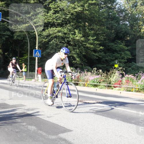 08.09.2024 - Stadtparktriathlon Zöllner http://msf.ph/oto/7040287 08.09.2024 09:54:17 Radfahren 182, 237 meine-sportfotos.de