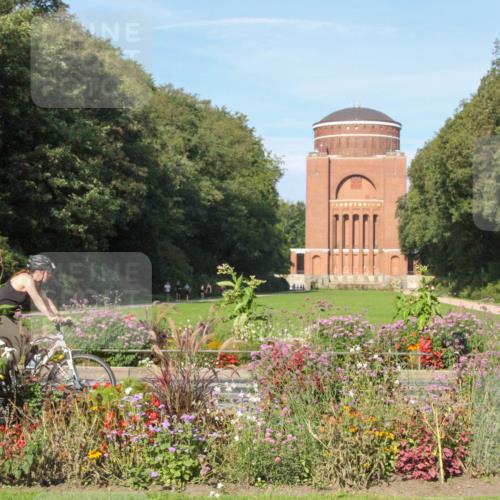 08.09.2024 - Stadtparktriathlon Zöllner http://msf.ph/oto/7040290 08.09.2024 10:02:01 Radfahren 190, 206 meine-sportfotos.de