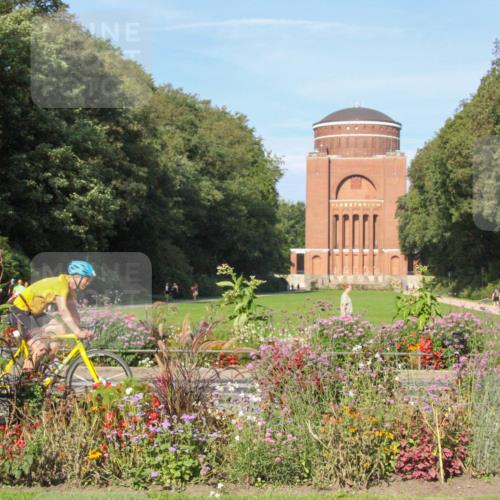 08.09.2024 - Stadtparktriathlon Zöllner http://msf.ph/oto/7040305 08.09.2024 10:02:19 Radfahren 182, 247, 252 meine-sportfotos.de
