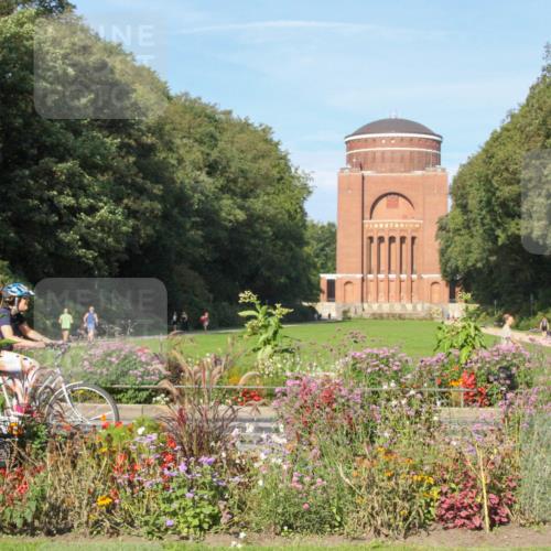 08.09.2024 - Stadtparktriathlon Zöllner http://msf.ph/oto/7040307 08.09.2024 10:02:22 Radfahren 182, 247, 252 meine-sportfotos.de