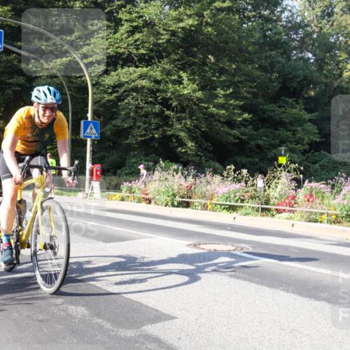 08.09.2024 - Stadtparktriathlon Zöllner http://msf.ph/oto/7040308 08.09.2024 09:54:44 Radfahren 221, 247 meine-sportfotos.de