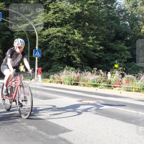 08.09.2024 - Stadtparktriathlon Zöllner http://msf.ph/oto/7040310 08.09.2024 09:54:48 Radfahren 183, 247 meine-sportfotos.de
