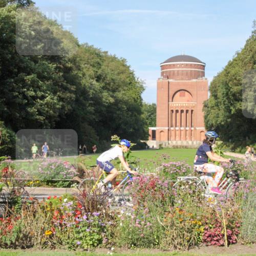 08.09.2024 - Stadtparktriathlon Zöllner http://msf.ph/oto/7040311 08.09.2024 10:02:23 Radfahren 182, 247, 252 meine-sportfotos.de