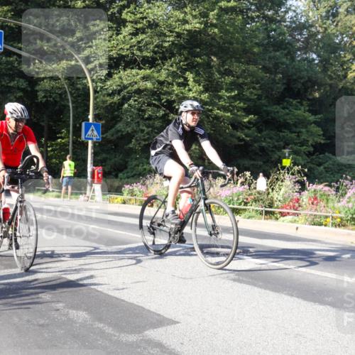 08.09.2024 - Stadtparktriathlon Zöllner http://msf.ph/oto/7040330 08.09.2024 09:56:19 Radfahren 209, 231 meine-sportfotos.de
