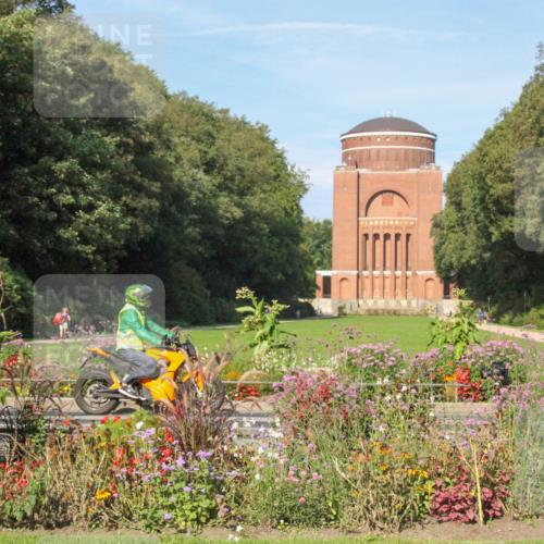 08.09.2024 - Stadtparktriathlon Zöllner http://msf.ph/oto/7040335 08.09.2024 10:02:57 Radfahren 205 meine-sportfotos.de