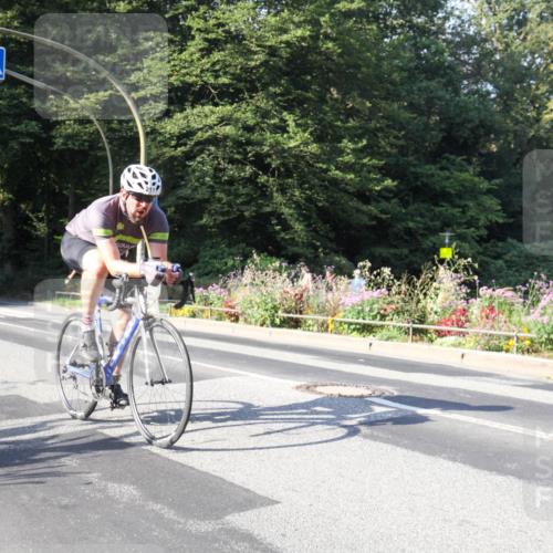 08.09.2024 - Stadtparktriathlon Zöllner http://msf.ph/oto/7040364 08.09.2024 09:57:54 Radfahren 200, 211 meine-sportfotos.de
