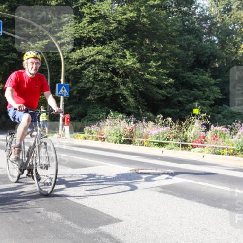 08.09.2024 - Stadtparktriathlon Zöllner http://msf.ph/oto/7040376 08.09.2024 09:58:16 Radfahren 232, 233 meine-sportfotos.de