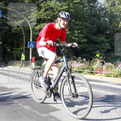 08.09.2024 - Stadtparktriathlon Zöllner http://msf.ph/oto/7040381 08.09.2024 09:58:27 Radfahren 235 meine-sportfotos.de