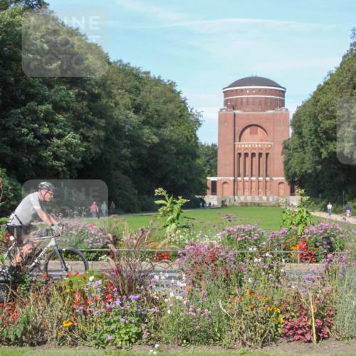 08.09.2024 - Stadtparktriathlon Zöllner http://msf.ph/oto/7040413 08.09.2024 10:04:57 Radfahren 211, 217, 234, 246 meine-sportfotos.de