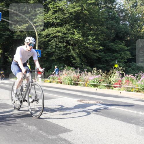 08.09.2024 - Stadtparktriathlon Zöllner http://msf.ph/oto/7040416 08.09.2024 09:59:26 Radfahren 188, 250 meine-sportfotos.de