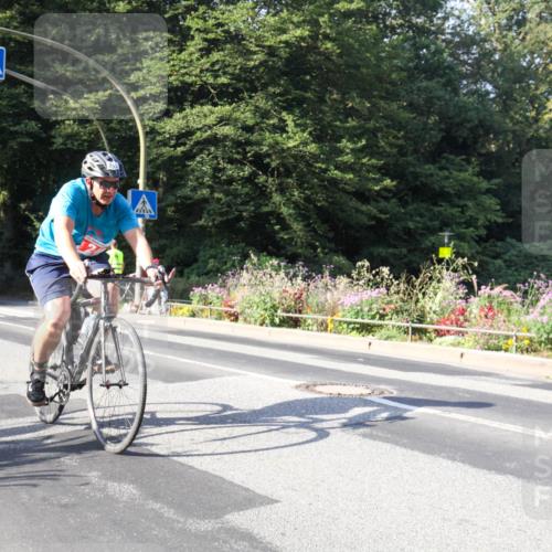 08.09.2024 - Stadtparktriathlon Zöllner http://msf.ph/oto/7040423 08.09.2024 09:59:44 Radfahren 243, 245 meine-sportfotos.de