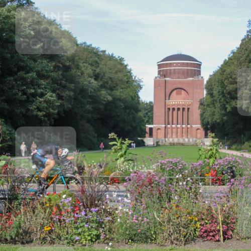 08.09.2024 - Stadtparktriathlon Zöllner http://msf.ph/oto/7040426 08.09.2024 10:05:24 Radfahren 241, 249, 257, 258 meine-sportfotos.de