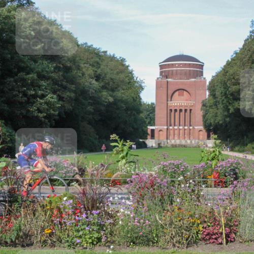 08.09.2024 - Stadtparktriathlon Zöllner http://msf.ph/oto/7040428 08.09.2024 10:05:25 Radfahren 241, 249, 257, 258 meine-sportfotos.de