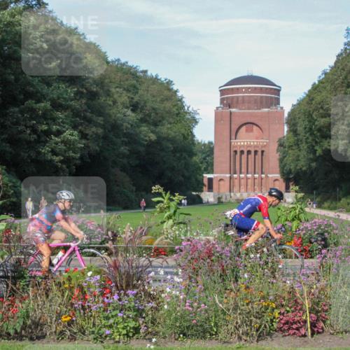 08.09.2024 - Stadtparktriathlon Zöllner http://msf.ph/oto/7040430 08.09.2024 10:05:26 Radfahren 241, 249, 257, 258 meine-sportfotos.de