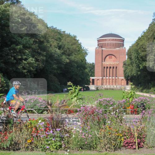 08.09.2024 - Stadtparktriathlon Zöllner http://msf.ph/oto/7040441 08.09.2024 10:06:26 Radfahren 223, 226 meine-sportfotos.de