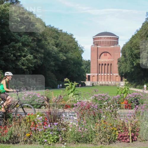 08.09.2024 - Stadtparktriathlon Zöllner http://msf.ph/oto/7040443 08.09.2024 10:06:32 Radfahren 218 meine-sportfotos.de