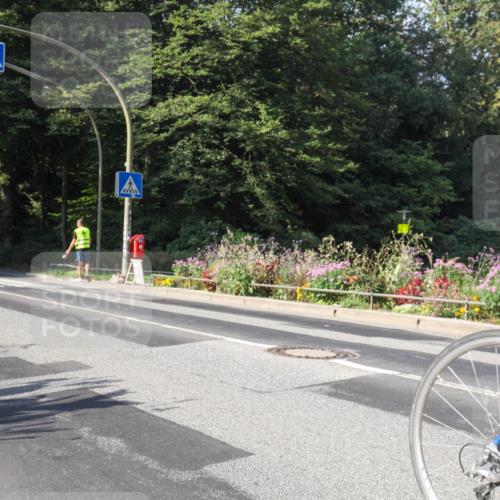 08.09.2024 - Stadtparktriathlon Zöllner http://msf.ph/oto/7040450 08.09.2024 10:00:44 Radfahren 220, 255 meine-sportfotos.de