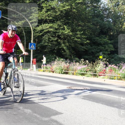 08.09.2024 - Stadtparktriathlon Zöllner http://msf.ph/oto/7040465 08.09.2024 10:01:01 Radfahren 213, 221, 225 meine-sportfotos.de