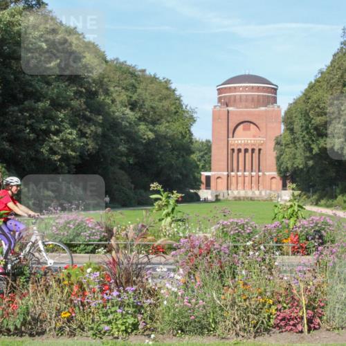 08.09.2024 - Stadtparktriathlon Zöllner http://msf.ph/oto/7040487 08.09.2024 10:08:05 Radfahren 233 meine-sportfotos.de