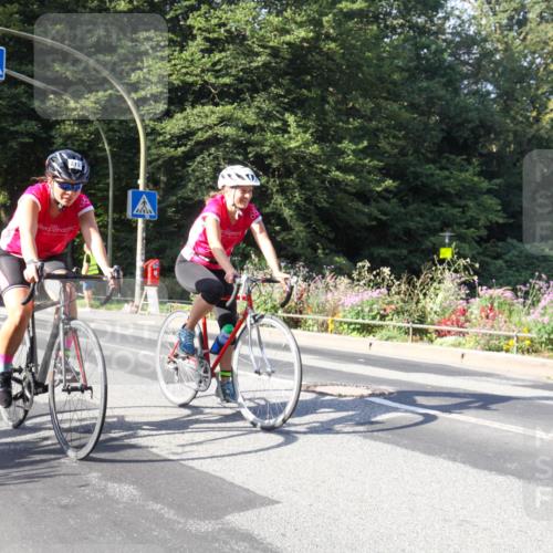 08.09.2024 - Stadtparktriathlon Zöllner http://msf.ph/oto/7040499 08.09.2024 10:01:51 Radfahren 198, 212, 214 meine-sportfotos.de