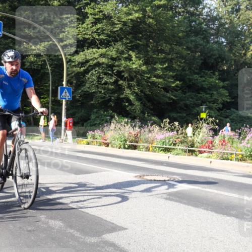 08.09.2024 - Stadtparktriathlon Zöllner http://msf.ph/oto/7040511 08.09.2024 10:02:08 Radfahren 196 meine-sportfotos.de