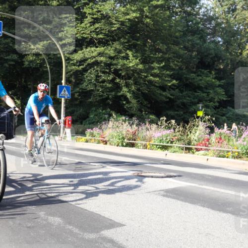 08.09.2024 - Stadtparktriathlon Zöllner http://msf.ph/oto/7040560 08.09.2024 10:03:12 Radfahren 183, 199, 219, 248, 251 meine-sportfotos.de