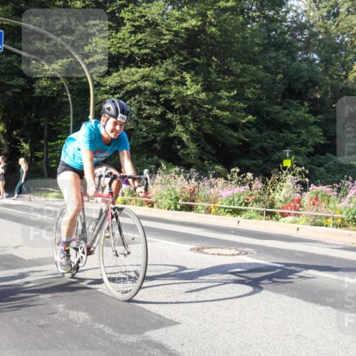 08.09.2024 - Stadtparktriathlon Zöllner http://msf.ph/oto/7040573 08.09.2024 10:03:32 Radfahren 242 meine-sportfotos.de