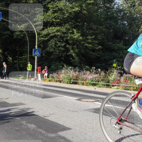 08.09.2024 - Stadtparktriathlon Zöllner http://msf.ph/oto/7040575 08.09.2024 10:03:33 Radfahren 242 meine-sportfotos.de