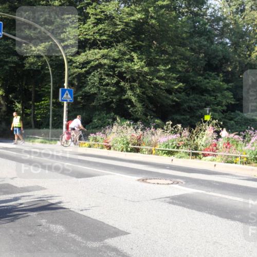 08.09.2024 - Stadtparktriathlon Zöllner http://msf.ph/oto/7040581 08.09.2024 10:03:40 Radfahren  meine-sportfotos.de