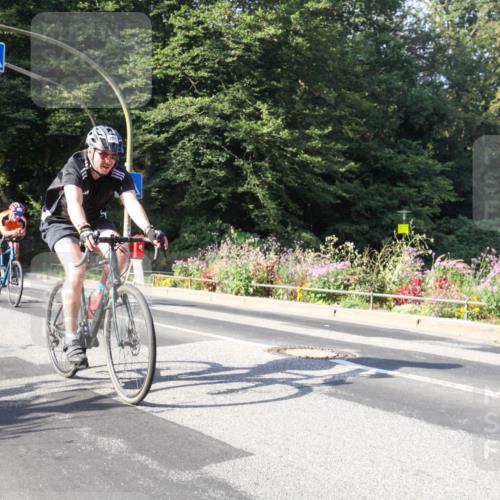 08.09.2024 - Stadtparktriathlon Zöllner http://msf.ph/oto/7040612 08.09.2024 10:04:30 Radfahren 193, 209 meine-sportfotos.de