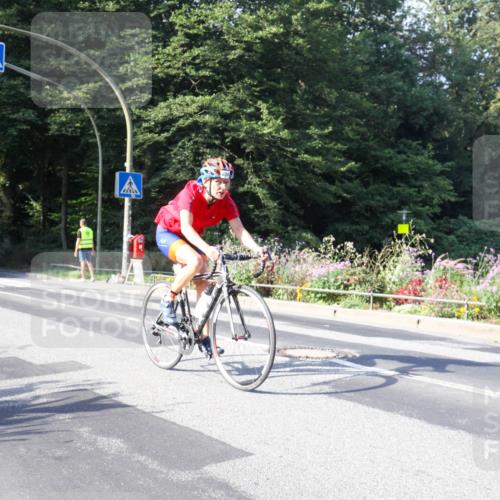08.09.2024 - Stadtparktriathlon Zöllner http://msf.ph/oto/7040621 08.09.2024 10:04:57 Radfahren 211, 217, 234, 246 meine-sportfotos.de