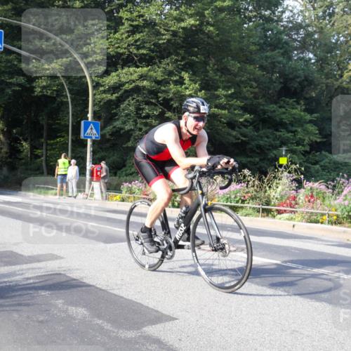 08.09.2024 - Stadtparktriathlon Zöllner http://msf.ph/oto/7040641 08.09.2024 10:06:10 Radfahren 245 meine-sportfotos.de