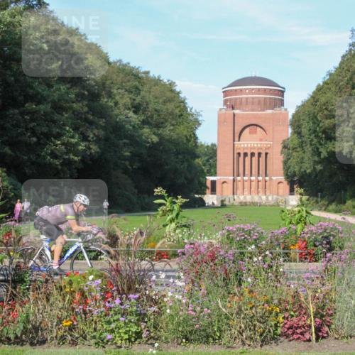 08.09.2024 - Stadtparktriathlon Zöllner http://msf.ph/oto/7040647 08.09.2024 10:12:09 Radfahren 211, 217 meine-sportfotos.de