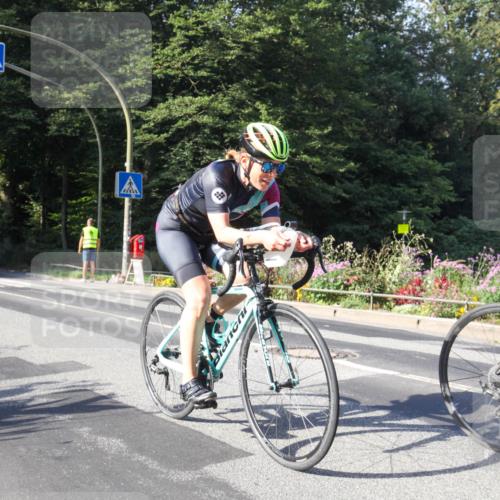 08.09.2024 - Stadtparktriathlon Zöllner http://msf.ph/oto/7040658 08.09.2024 10:07:09 Radfahren 216, 256, 261, 262 meine-sportfotos.de