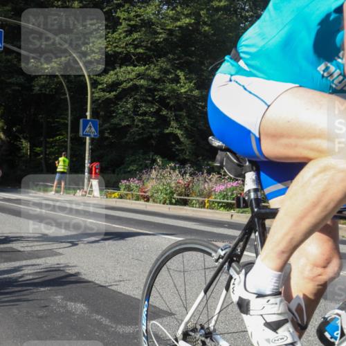 08.09.2024 - Stadtparktriathlon Zöllner http://msf.ph/oto/7040677 08.09.2024 10:07:45 Radfahren 204, 243 meine-sportfotos.de