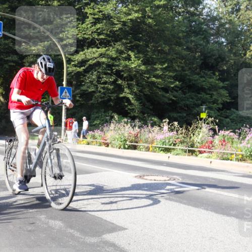 08.09.2024 - Stadtparktriathlon Zöllner http://msf.ph/oto/7040682 08.09.2024 10:07:55 Radfahren 235 meine-sportfotos.de
