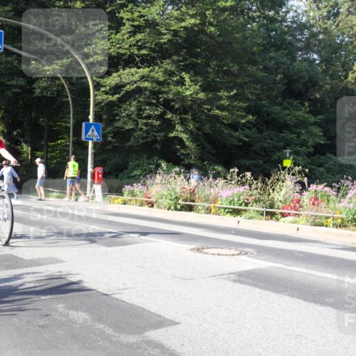 08.09.2024 - Stadtparktriathlon Zöllner http://msf.ph/oto/7040687 08.09.2024 10:08:05 Radfahren 233 meine-sportfotos.de