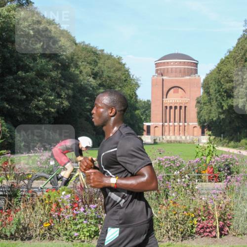 08.09.2024 - Stadtparktriathlon Zöllner http://msf.ph/oto/7040706 08.09.2024 10:14:26 Radfahren 201, 205 meine-sportfotos.de