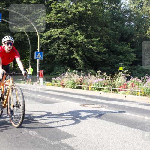 08.09.2024 - Stadtparktriathlon Zöllner http://msf.ph/oto/7040714 08.09.2024 10:08:43 Radfahren 205, 229, 238 meine-sportfotos.de