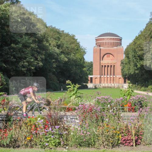 08.09.2024 - Stadtparktriathlon Zöllner http://msf.ph/oto/7040758 08.09.2024 10:15:54 Radfahren 204, 210, 228, 251, 353 meine-sportfotos.de