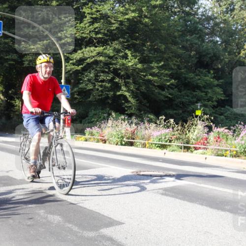 08.09.2024 - Stadtparktriathlon Zöllner http://msf.ph/oto/7040759 08.09.2024 10:09:20 Radfahren 232 meine-sportfotos.de