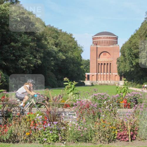 08.09.2024 - Stadtparktriathlon Zöllner http://msf.ph/oto/7040771 08.09.2024 10:16:05 Radfahren 250 meine-sportfotos.de