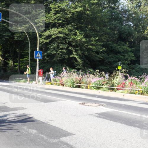 08.09.2024 - Stadtparktriathlon Zöllner http://msf.ph/oto/7040774 08.09.2024 10:10:09 Radfahren 214 meine-sportfotos.de