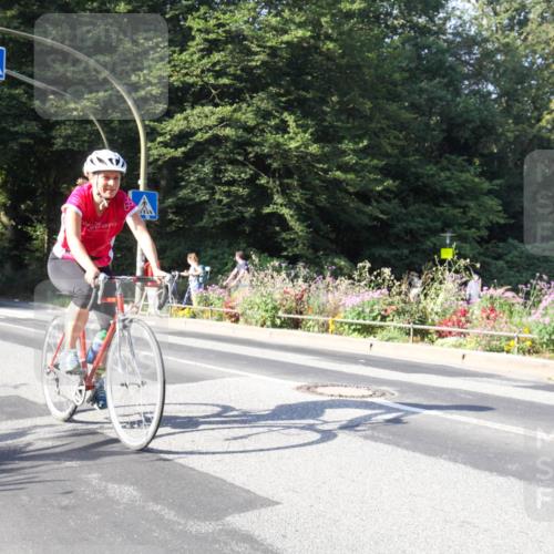 08.09.2024 - Stadtparktriathlon Zöllner http://msf.ph/oto/7040776 08.09.2024 10:10:12 Radfahren 214 meine-sportfotos.de