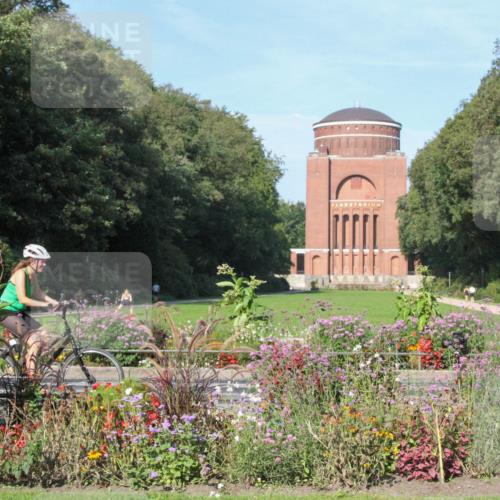 08.09.2024 - Stadtparktriathlon Zöllner http://msf.ph/oto/7040779 08.09.2024 10:16:15 Radfahren 218, 225, 244 meine-sportfotos.de