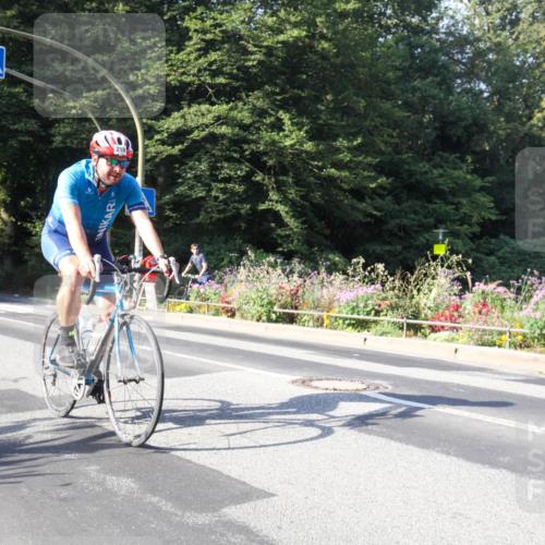 08.09.2024 - Stadtparktriathlon Zöllner http://msf.ph/oto/7040780 08.09.2024 10:10:18 Radfahren 212, 219 meine-sportfotos.de