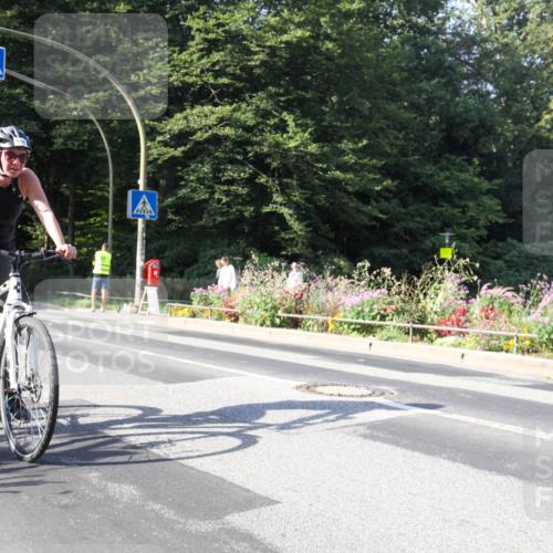 08.09.2024 - Stadtparktriathlon Zöllner http://msf.ph/oto/7040806 08.09.2024 10:11:04 Radfahren 190, 193 meine-sportfotos.de