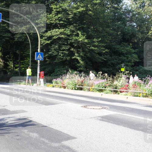 08.09.2024 - Stadtparktriathlon Zöllner http://msf.ph/oto/7040847 08.09.2024 10:12:30 Radfahren 234 meine-sportfotos.de